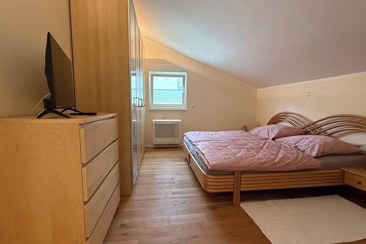Ganze Wohnung, Krk Wasserfälle, Sonne, Strand und Meer genießen: Domizil Sunce Krka Studio in Skradin, Šibenik-Knin