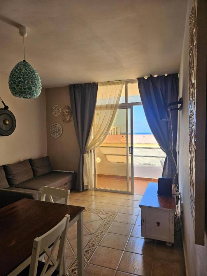 Appart’hôtel pour 4 personnes, avec terrasse ainsi que jardin et bassin pour enfant