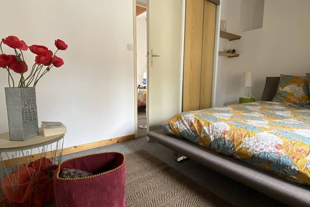 Appartement entier, Duplex Arago dans le centre ville, comme une petite maison in Sète, Côte d'Améthyste