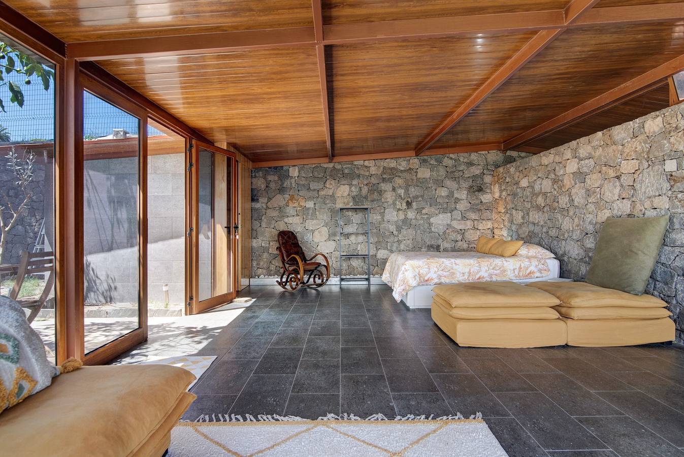 Finca 'La Casita De La Orilla De Peñate' met zeezicht, privéterras en Wi-Fi, foto 10