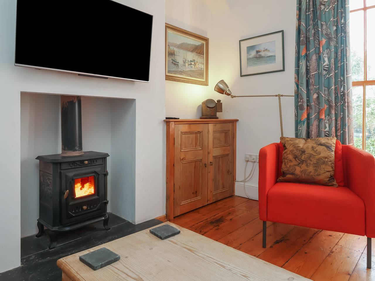 12 Alpha Place in Appledore, Devon