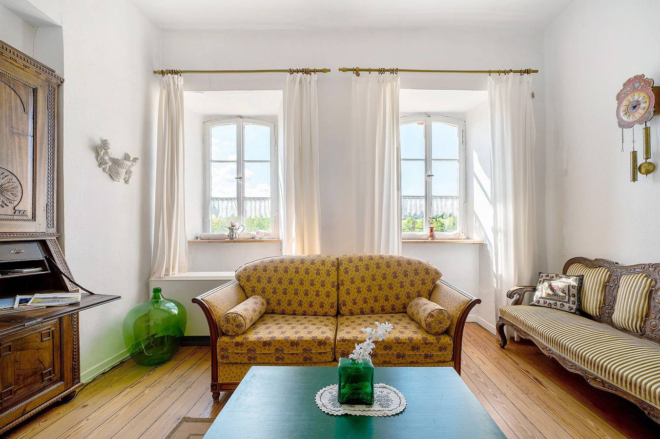Ganze Wohnung, Ferienwohnung Abtei Klosterhof" mit gemeinsamer Terrasse, Gemeinschaftsgarten und Wlan in Maring-Noviand, Bernkastel-Kues & Umgebung