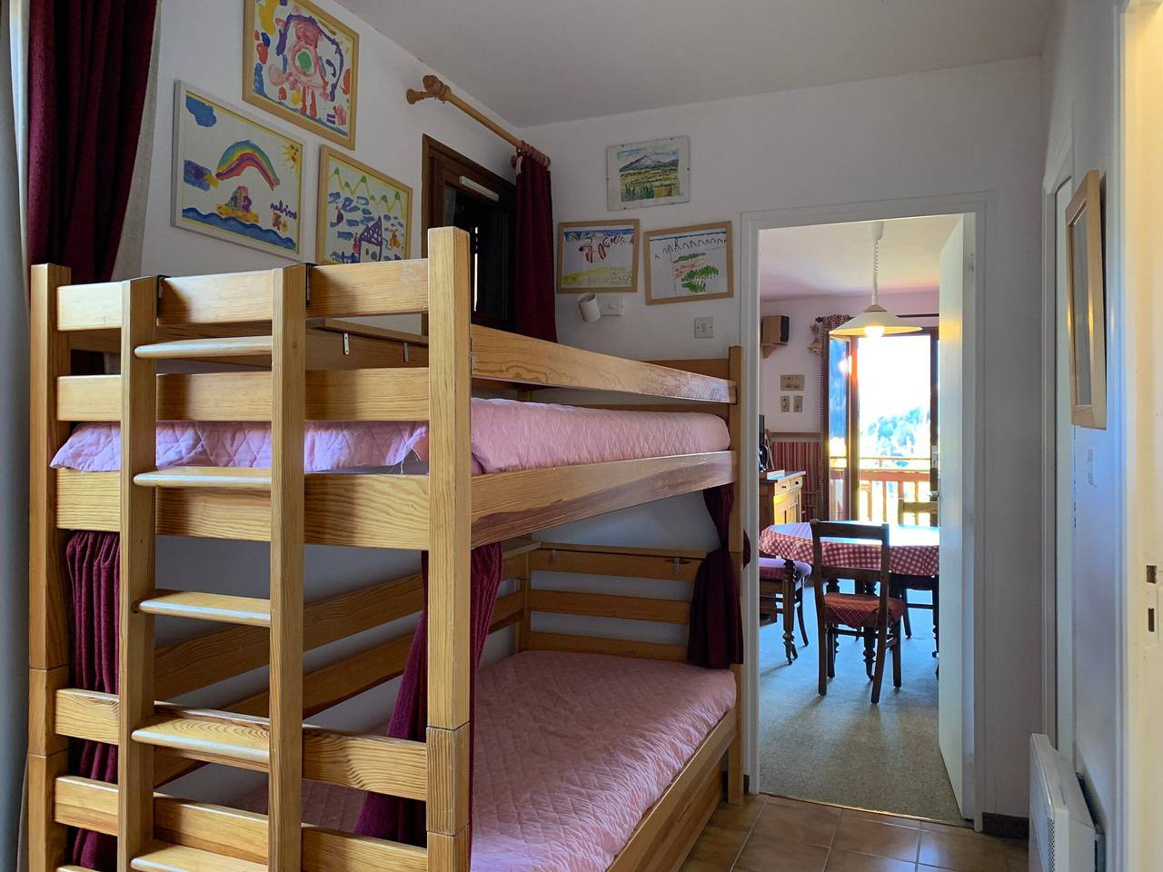 Apartamento entero, Apartamento tranquilo 2 dormitorios, 6 pax, balcón, Pra Loup in Pra-Loup, Uvernet-Fours