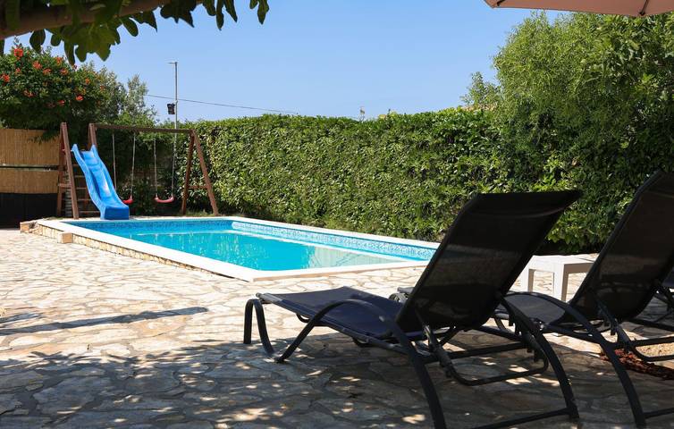 Ferienhaus für 5 Personen, mit Terrasse, mit Haustier in Grad Šibenik - 3