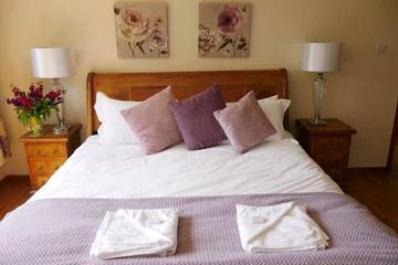 Cottage for 10 People in Loch Lomond, West Dunbartonshire, Photo 2