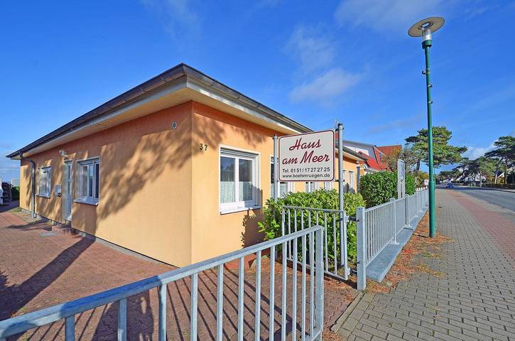 Ferienwohnung für 4 Personen, mit Terrasse und Seeblick in Glowe