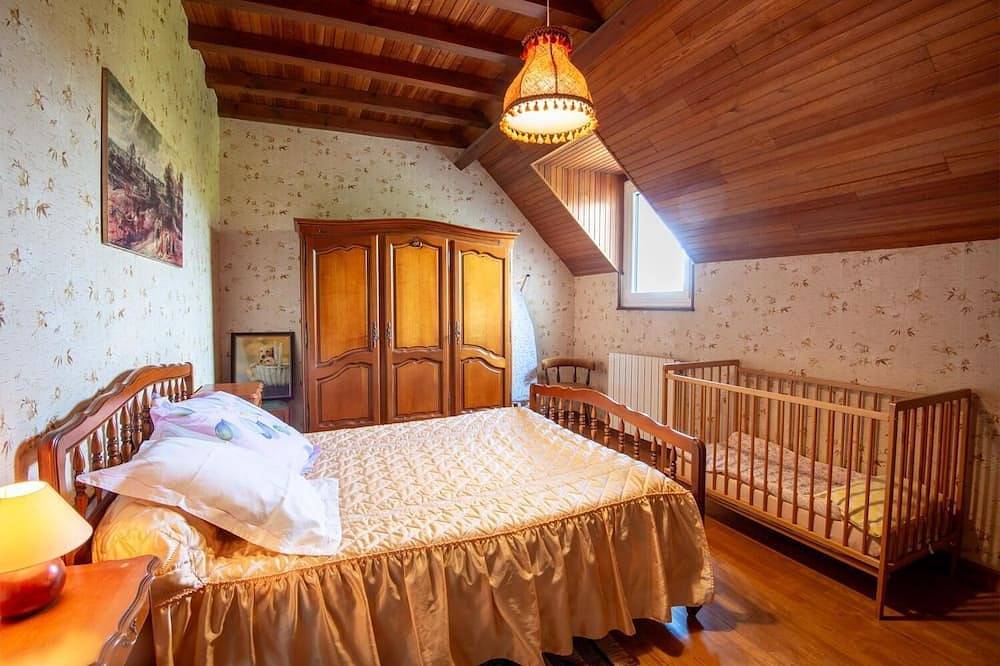 Furnished Accommodation in Le Recoux in Massegros Causses Gorges, Región de Florac
