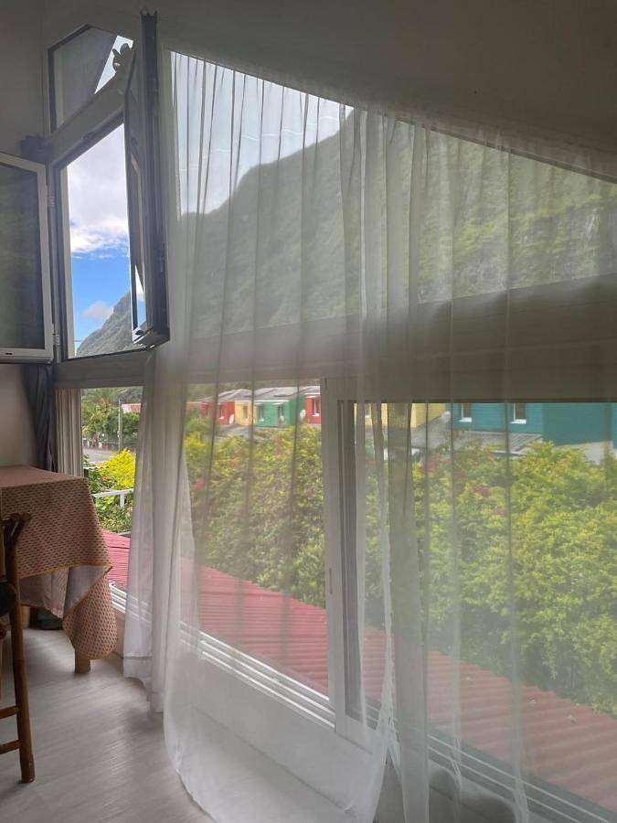 Gîte pour 2 personnes, avec vue à Hell-Bourg - 2