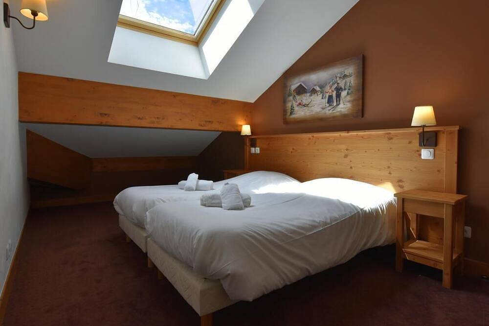 Geheel appartement, Skivakanties aan de piste, zwembad, terras, balkon, televisie, ski-kluis, 28-35m² in Sainte-Foy-Tarentaise, Ruitor Massief