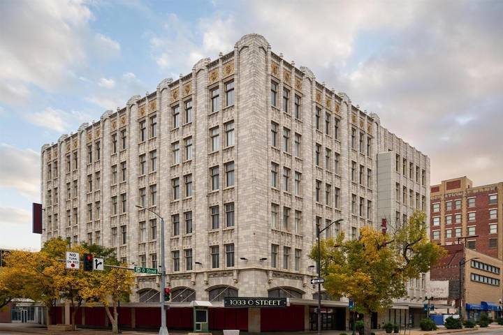 Hotel für 2 Personen, mit Ausblick - 1