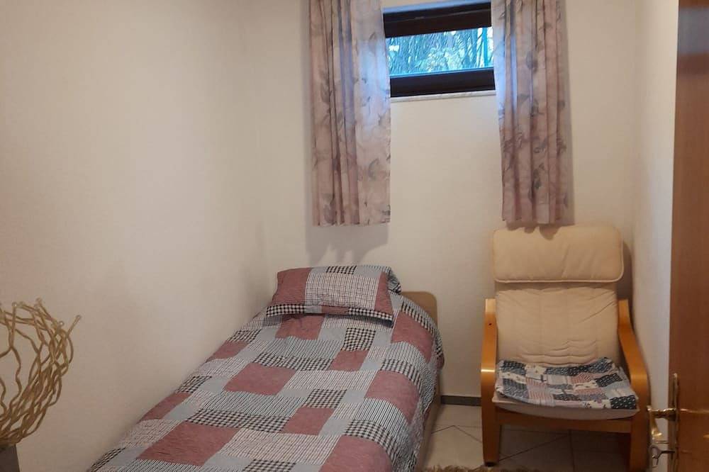 Ganze Wohnung, Sourterrain Wohnung in Bensheim in Bensheim, Bergstraße