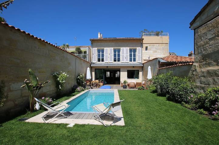 Maison de vacances pour 8 personnes, avec Piscine à Bordeaux