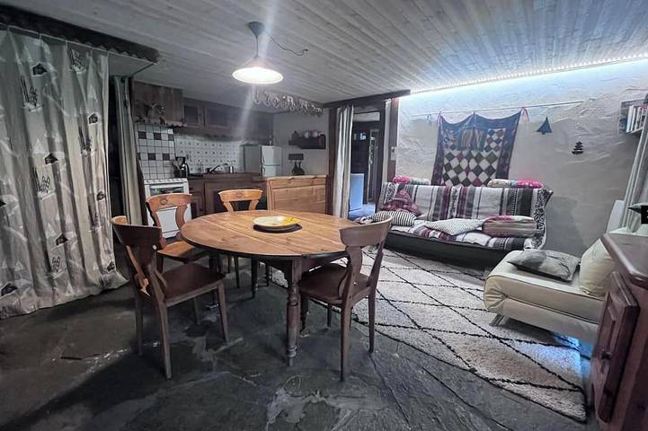 Chalet pour 4 personnes, animaux acceptés à Lanslevillard