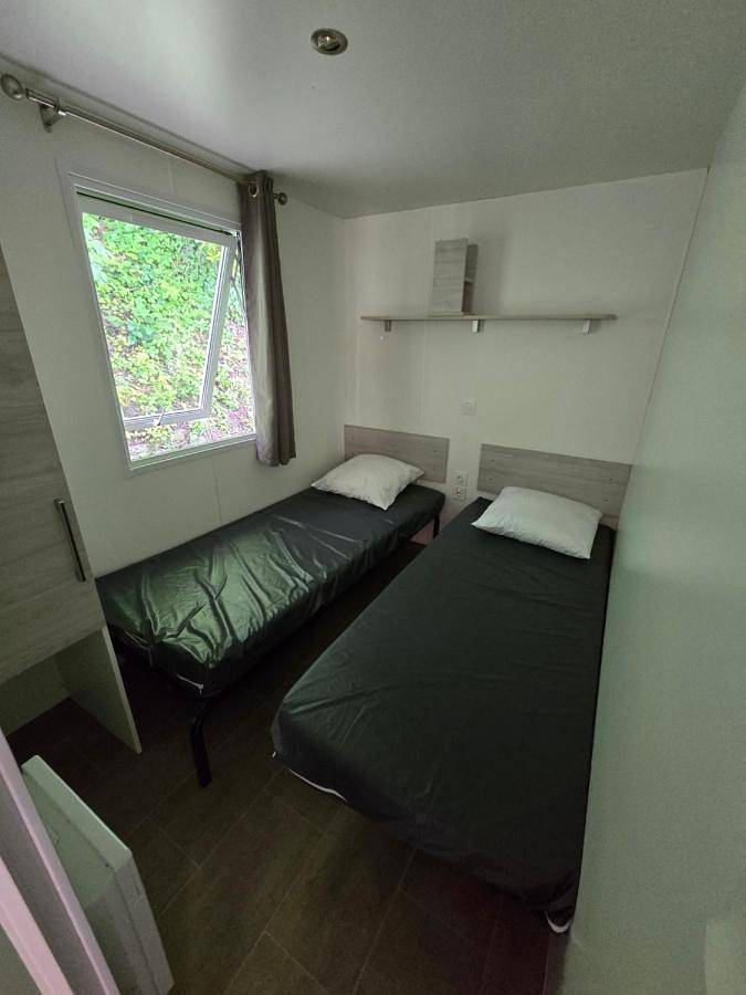 Camping pour 6 personnes, avec terrasse et piscine, animaux acceptés à Saint-Georges-de-Didonne - 2