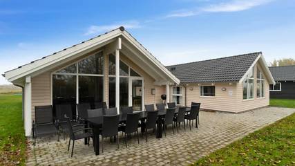 Ferienhaus für 12 Personen, mit Sauna in Olpenitz