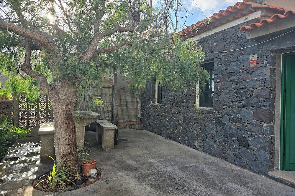 Rustic House Sea Views & Minibar in Vallehermoso, La Gomera