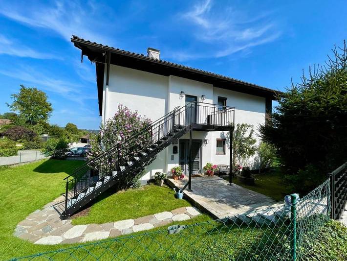 Ferienwohnung für 5 Personen, mit Balkon und Terrasse sowie Garten in Taching am See