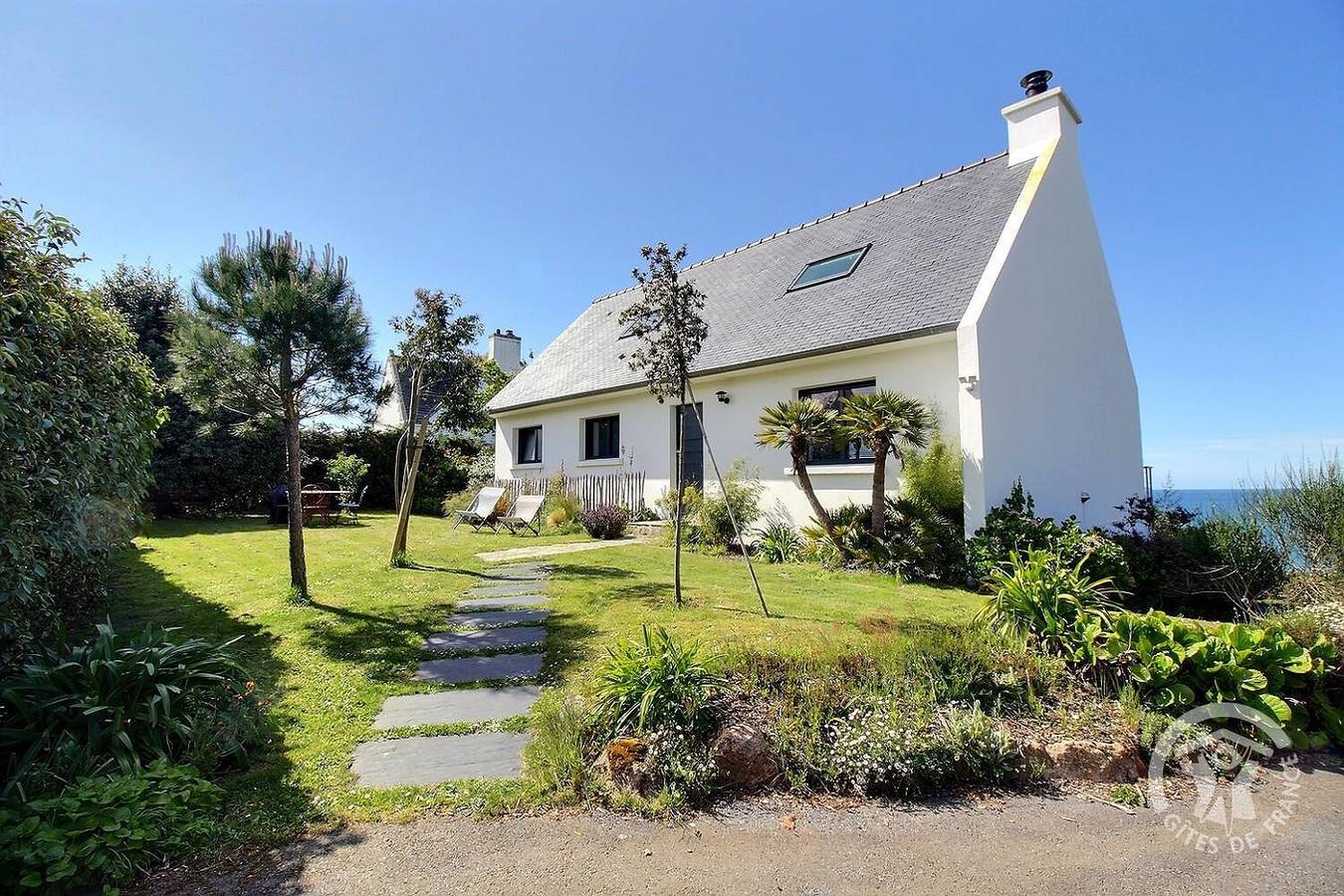 Le Lagon de Keriec in Trélévern, Rosa Granitküste