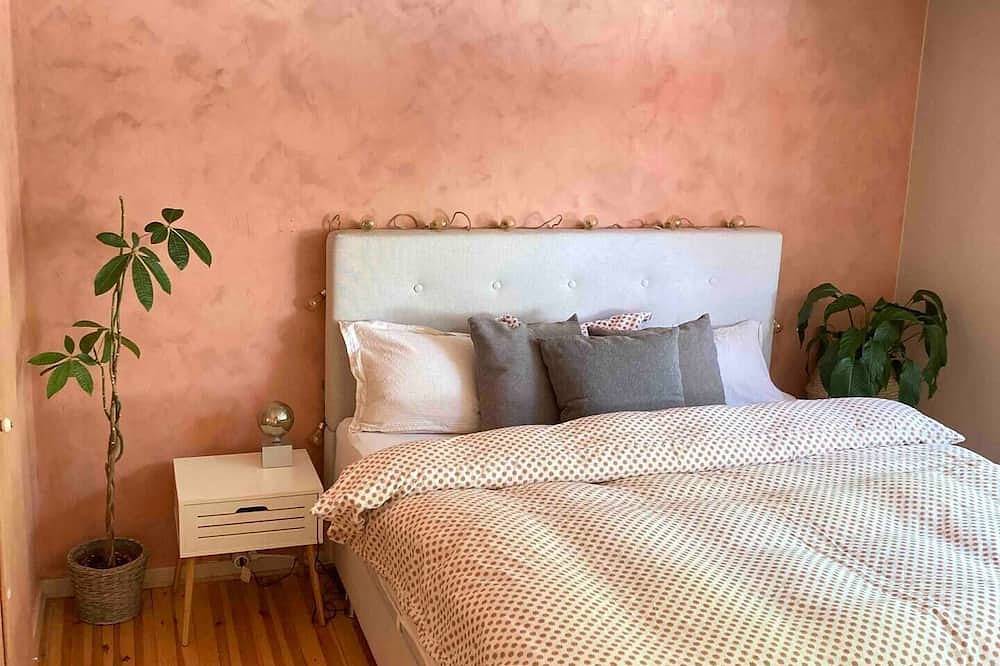 House on Holmenkollen with sea views Guest favorite + 4,87 score on Airbnb\n\n in Vestre Aker, Oslo