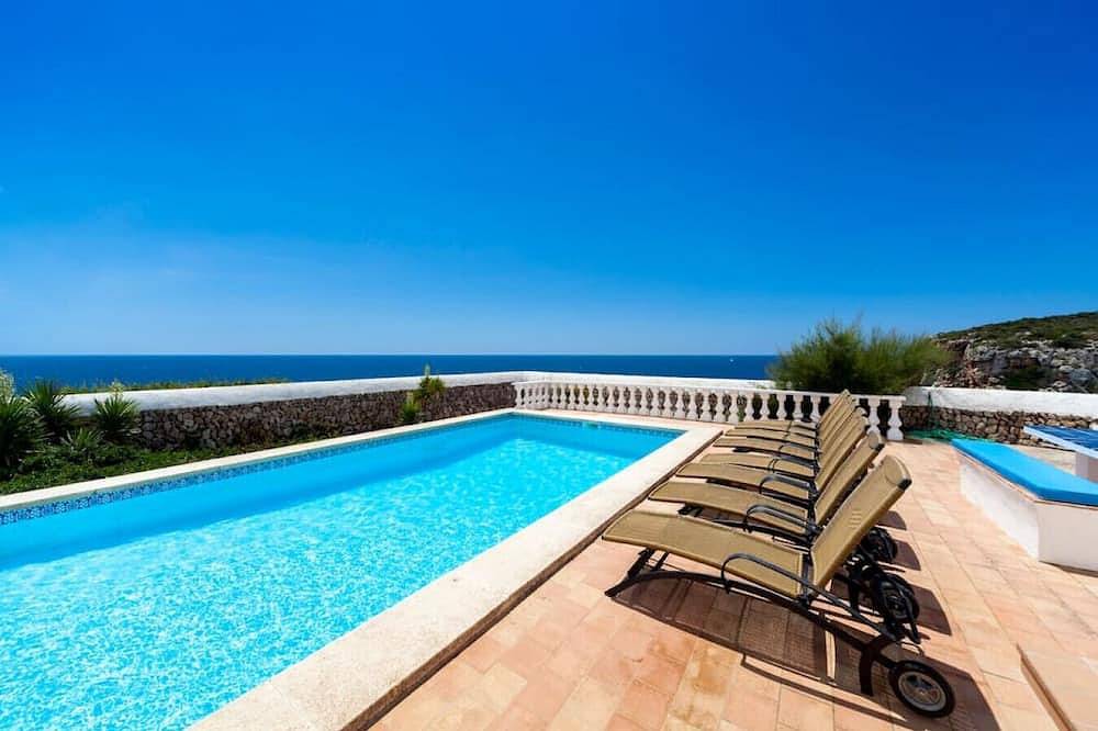 Es Macar, heated Pool, In front of the sea in Es Canutells, Maó