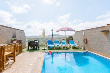 Villa für 6 Personen, mit Balkon und Pool, mit Haustier auf Malta