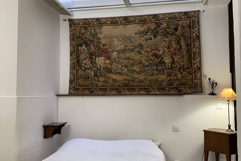 Ganze Wohnung, Bohemian chic in the heart of Avignon - apartment \"Alice\" in Avignon, Vaucluse
