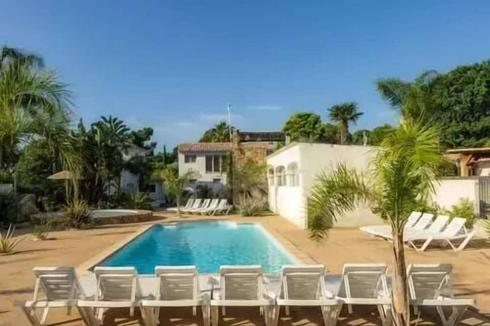 Chalet pour 5 Personnes in Prunelli-di-Fiumorbo, Parc naturel régional de Corse