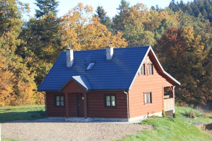 Dom wakacyjny dla 8 osób, z ogród i widok oraz sauna, zwierzęta dozwolone w Uherce Mineralne