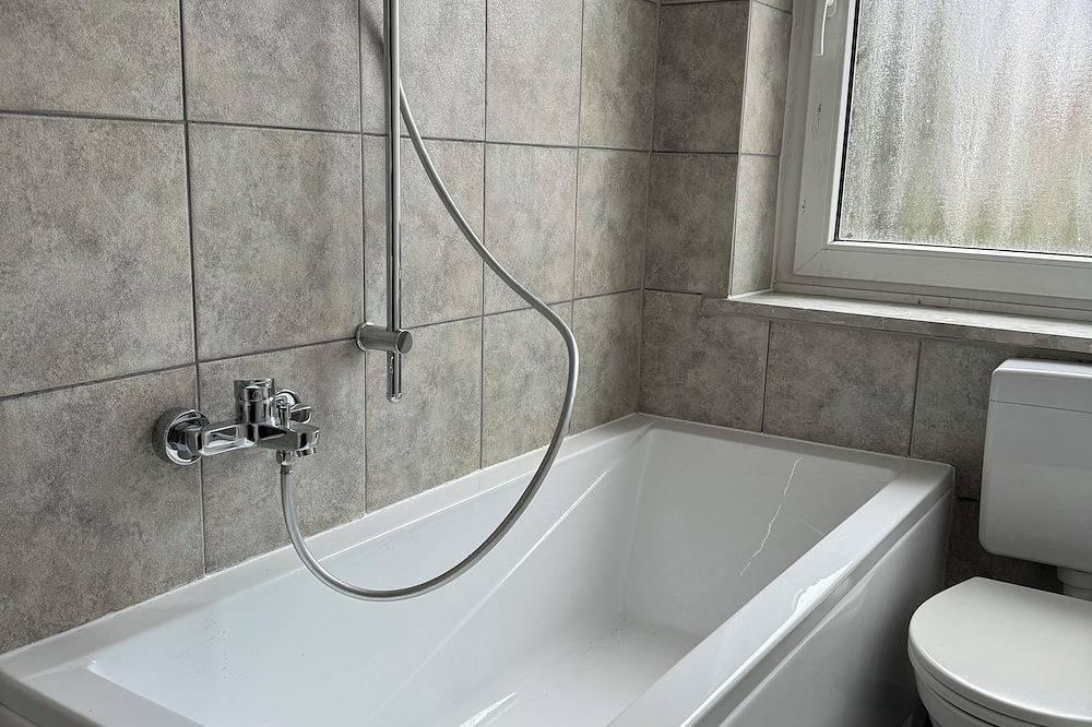 Ganze Wohnung, 2 Zimmerwohnung in Hof bis 7 Personen in Hof, Oberfranken