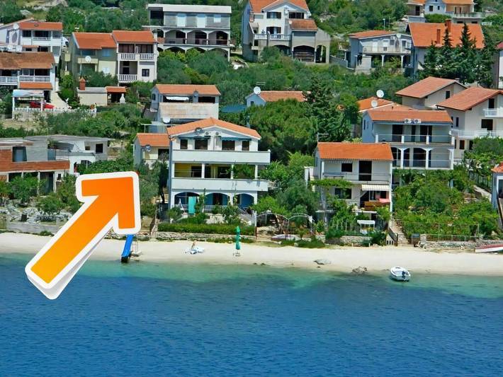 Ferienhaus für 10 Personen, mit Balkon und Garten sowie Ausblick - 1