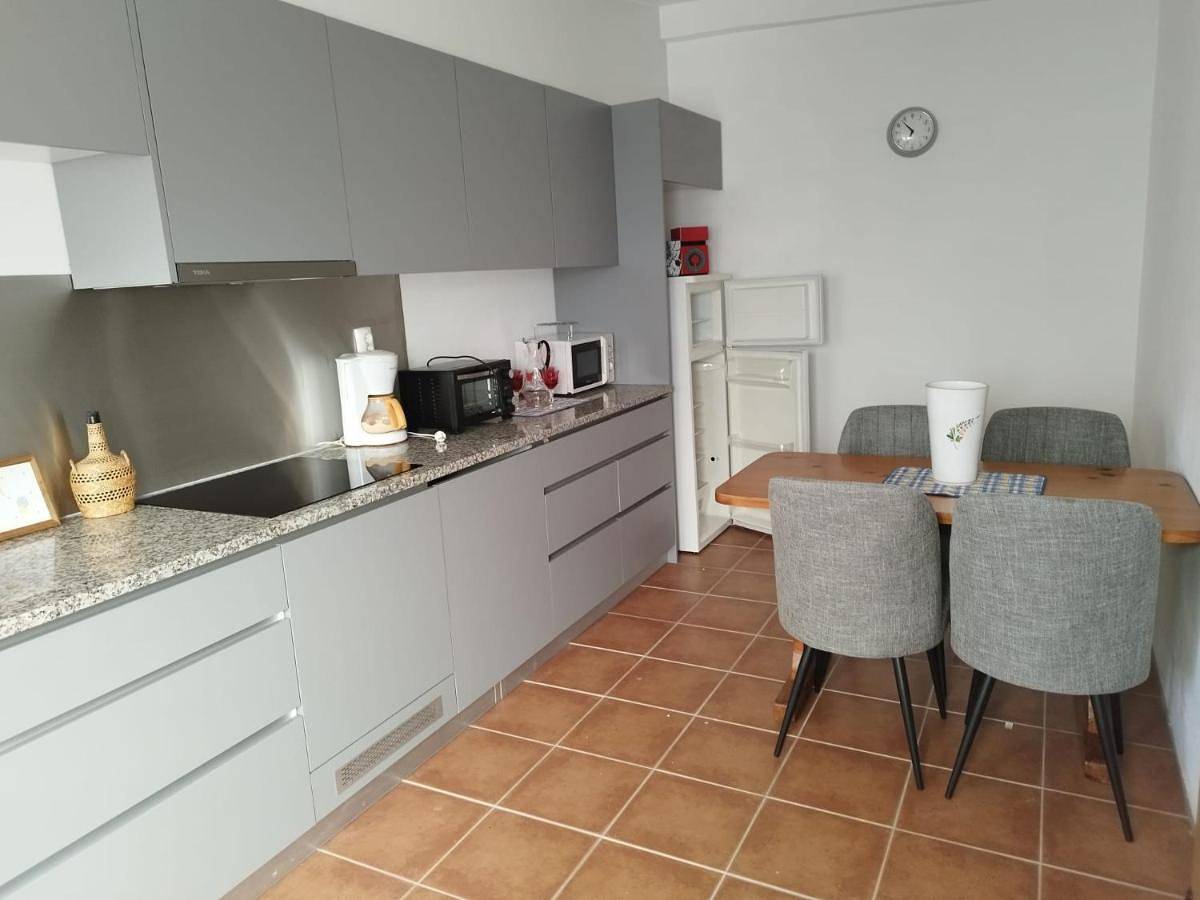 Casa Baptista Iiii in Marinha Grande, Leiria distrito