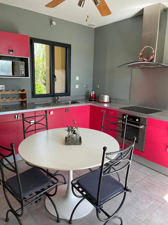 Ganze Wohnung, One-Bedroom Apartment in Colonzelle, Nyons und Umgebung