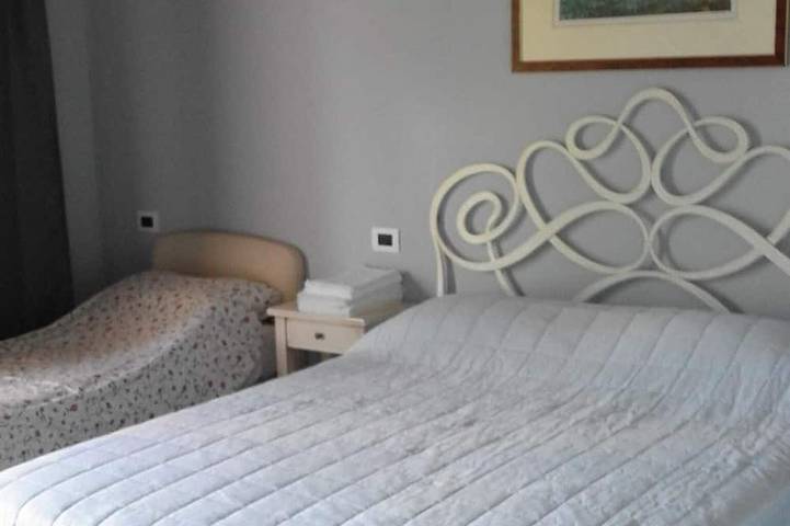 Ganze Wohnung, Ganz und Entspannen Sie sich in einem kleinen Luxuslandhaus. in Gemmano, Rimini Provinz