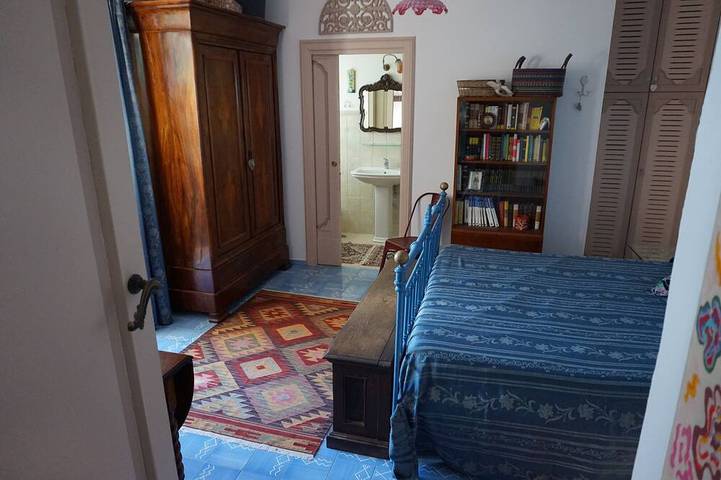 Appartement entier, The Turquoise Nest: a terrace, the scent of salt air, the red of a sunset in Spiaggia Scavatella, Cetara