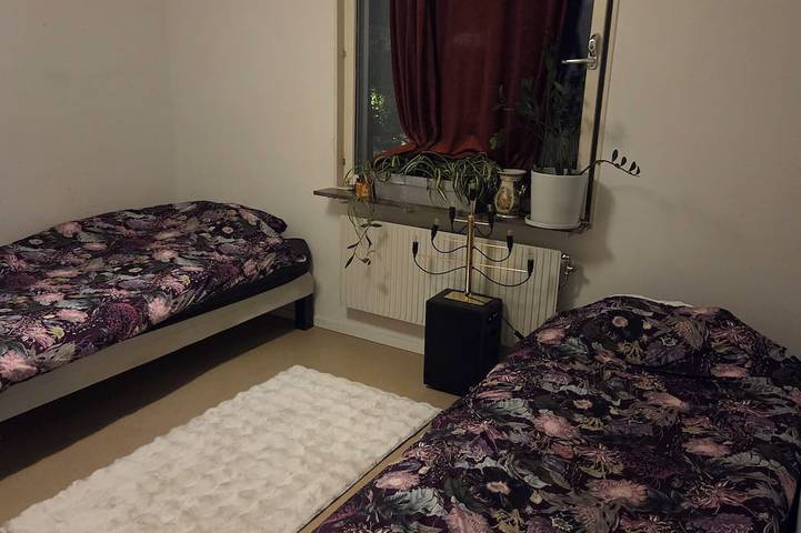 Ganze Wohnung, Luxury Apartment - The subway is right outside the apartment in Schwedische Ostsee