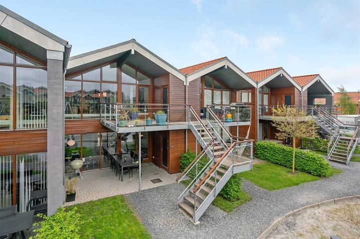Ferienwohnung für 6 Personen, mit Terrasse und Garten sowie Seeblick - 1