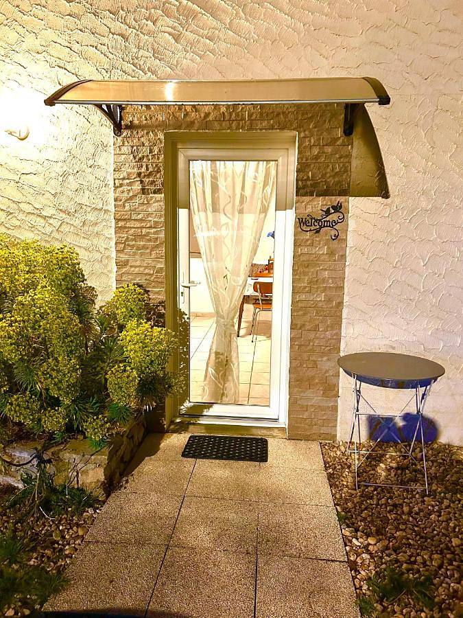 Location de vacances pour 5 personnes, avec vue ainsi que terrasse et jardin à Villefranche-de-Rouergue - 2