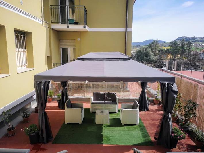 Appartamento per 4 persone, con Balcone e Terrazza nonché Panorama a Camerano