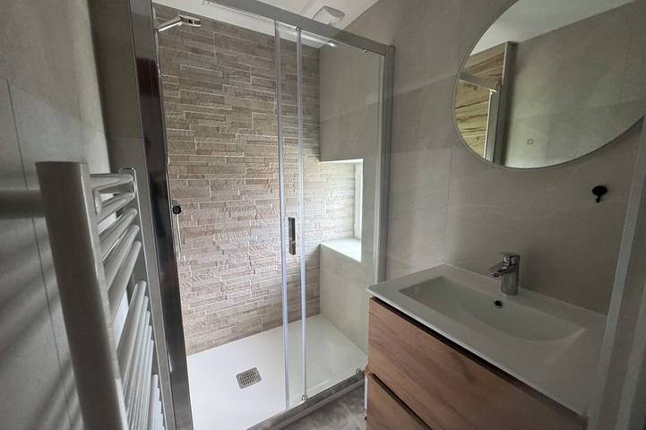 Gîte pour 5 personnes, avec jardin à Désaignes - 4