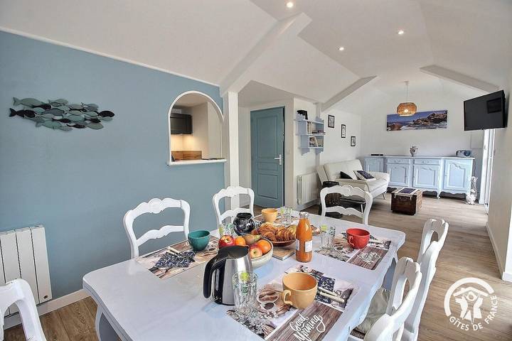 Gîte pour 4 personnes, avec terrasse et jardin dans Plage de l'île-à-Poule - 3