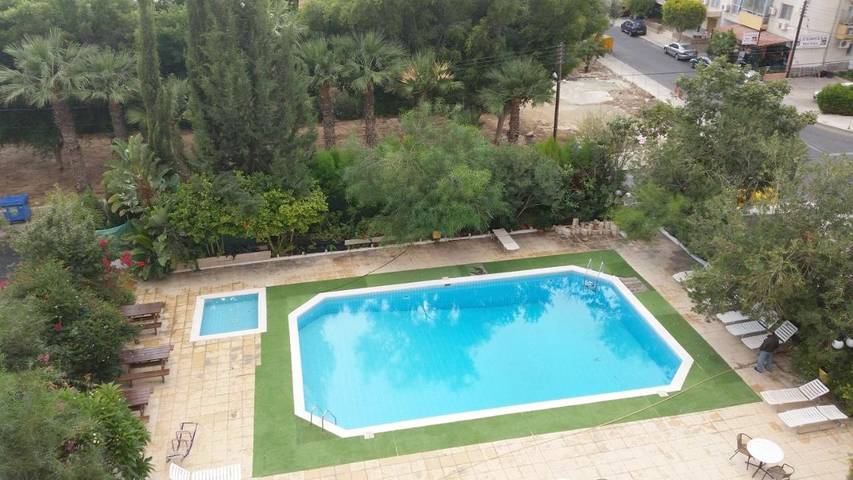 Hotel para 4 personas, con vistas y terraza - 1