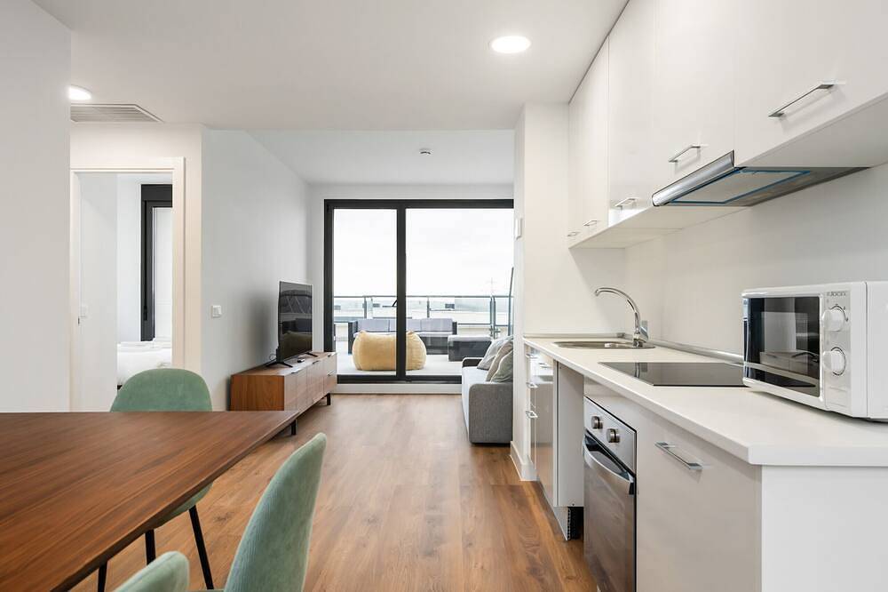 Hel lägenhet, Atico con terraza The Kings Residence: Business Ready in San Sebastián de los Reyes, Madrid Province