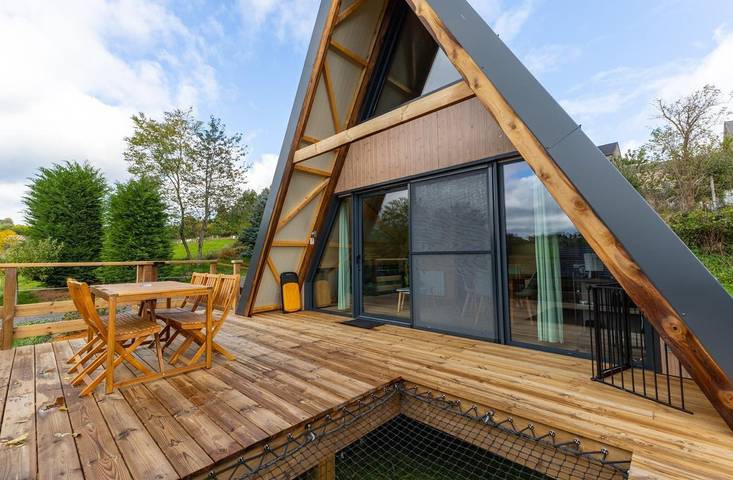 Gîte pour 4 personnes, avec terrasse et jardin