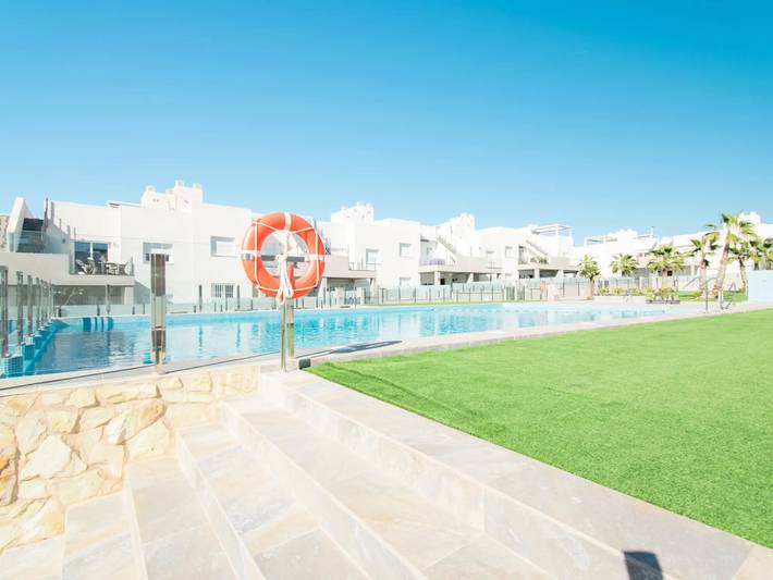 Casa rural para 4 personas, con Terraza y Piscina en Torrevieja - 2