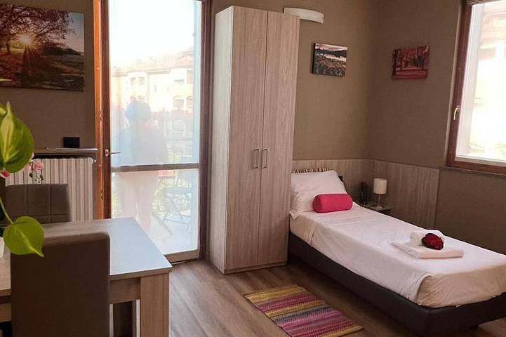 Appartement entier, Bnbook Tommasogrossi Studio in Rho, Province de Milan