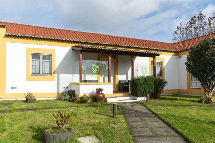 Villa para 8 pessoas, com Terraço e Jardim na Ilha de São Miguel
