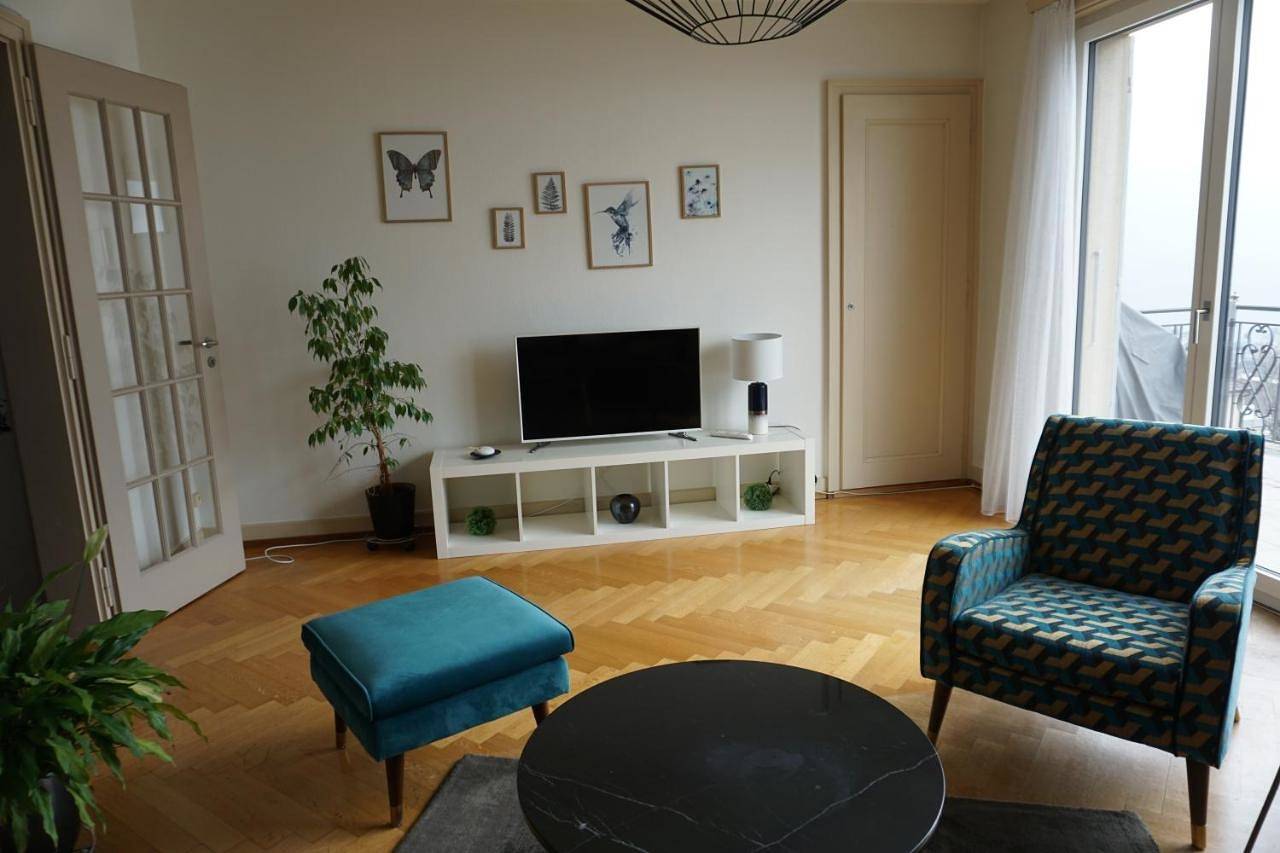 Appartement entier, Apartment with Lake View in Neuchâtel, Lake Neuchâtel