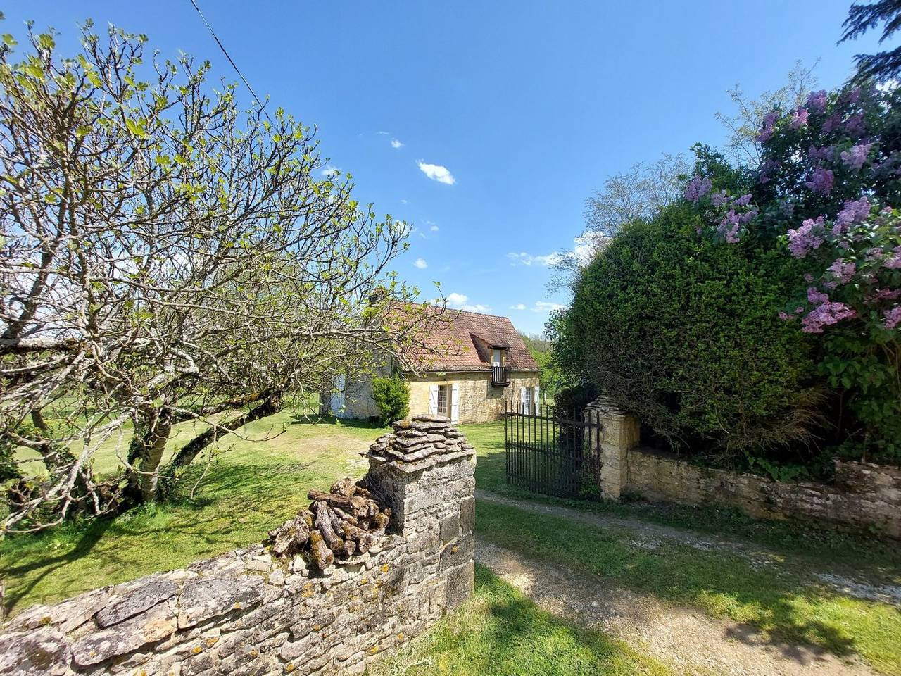 Maison La Petite Fumélie proche de Sarlat in Marquay, Périgord Noir