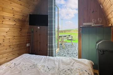 Cottage for 2 People in Barrow-in-Furness, Cumbria, Photo 3