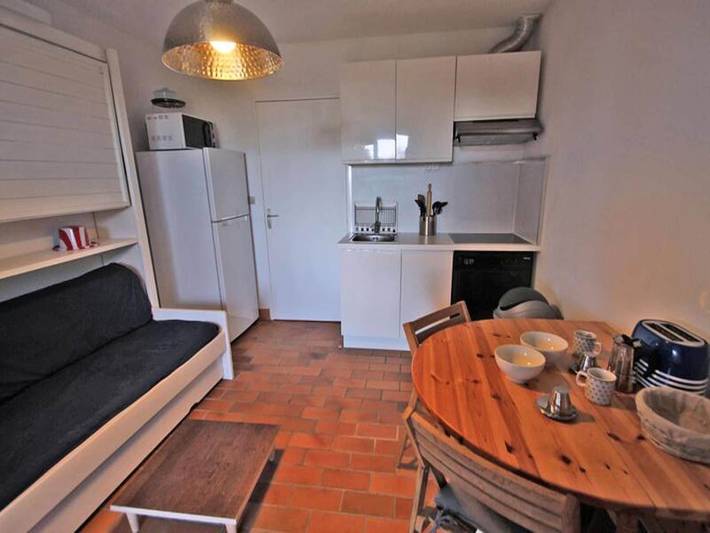 Gîte pour 4 personnes, avec jardin dans Plage de la Nartelle - 4